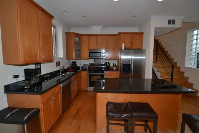 Foto del edificio - 1741 N Fairfield Ave