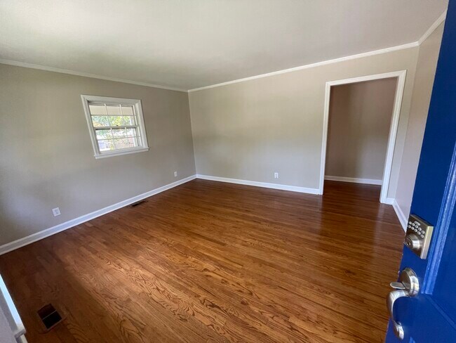 Foto del edificio - 2212 Southern Dr