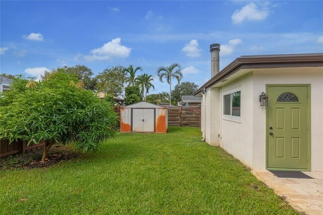 Foto del edificio - 3130 NW 69th St
