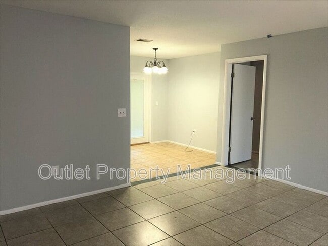 Photo - 700 Trailwood Drive House