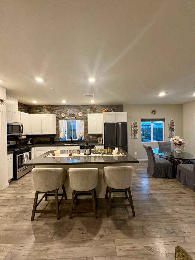 Foto del edificio - 10831 Larboard Ct