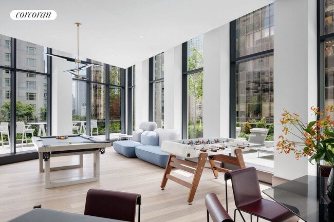 Foto del edificio - 15-1869 W 61st St