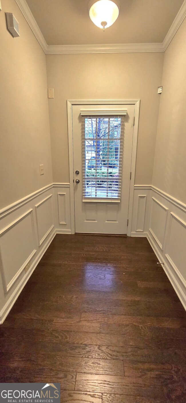 Foto del edificio - 1020 Parkside Wood Ct