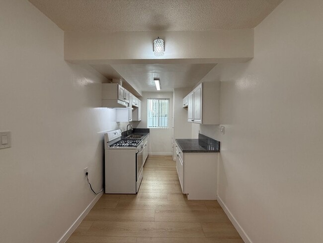 Foto del edificio - 2043 S Bedford St