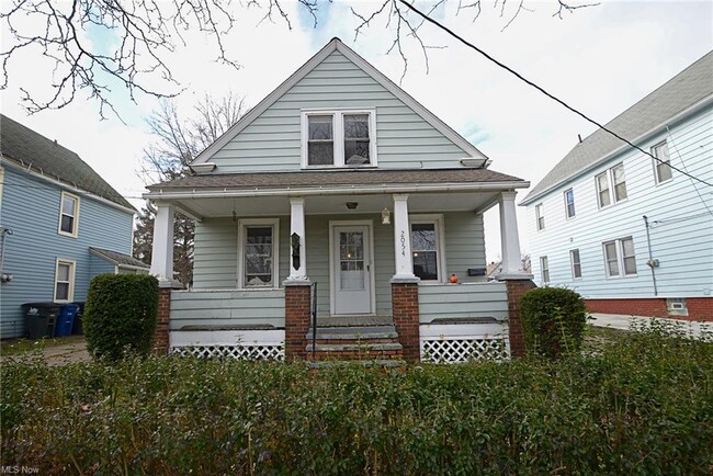 Building Photo - 2054 Magee Ave