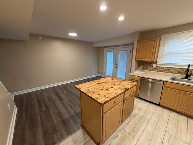 Photo - 10813 Daisy Ct Townhome