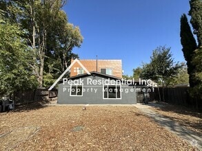 Building Photo - 2225 18th Ave