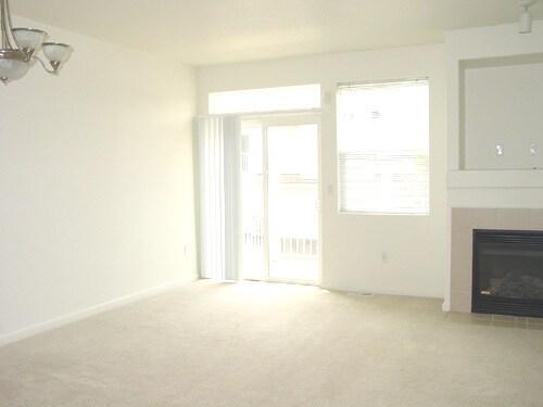 Building Photo - 14741 SW Beard Rd