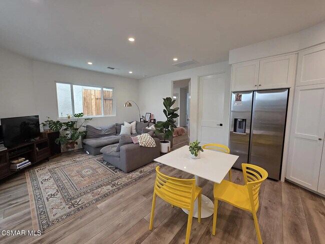 Foto del edificio - 2796 N Dalenhurst Pl