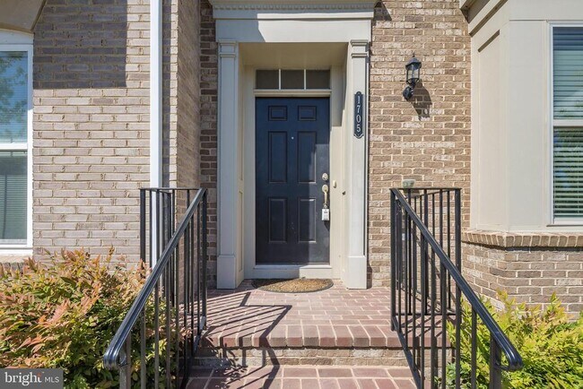 Foto del edificio - 1705 Cottonwood Grove Rd