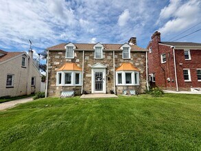 Building Photo - 6522 N American St