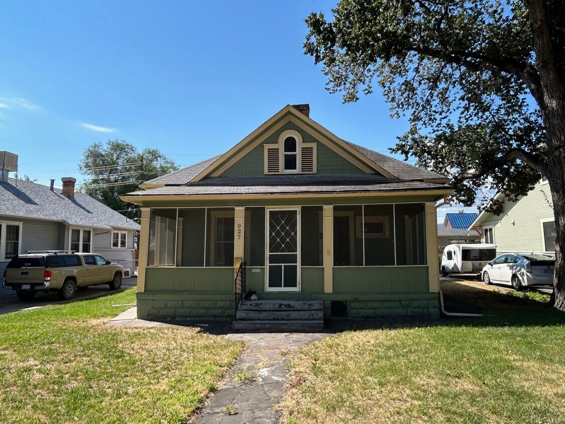 Primary Photo - 927 Chipeta Ave
