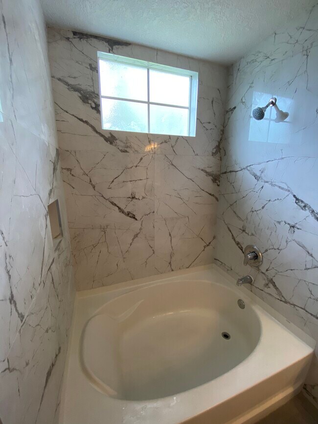 Foto del edificio - 9857 Baywinds Dr Apt 9112