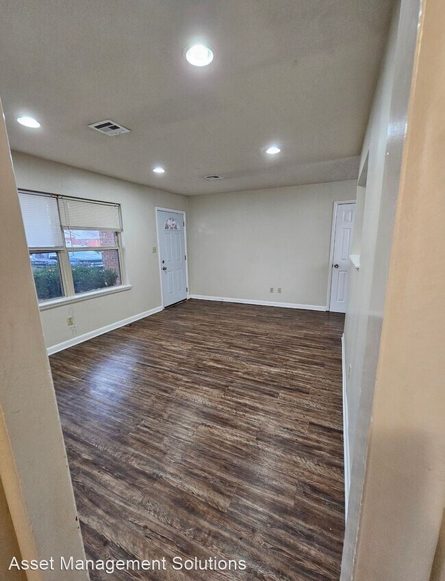Building Photo - 3 br, 1 bath House - 319 Barbour Avenue