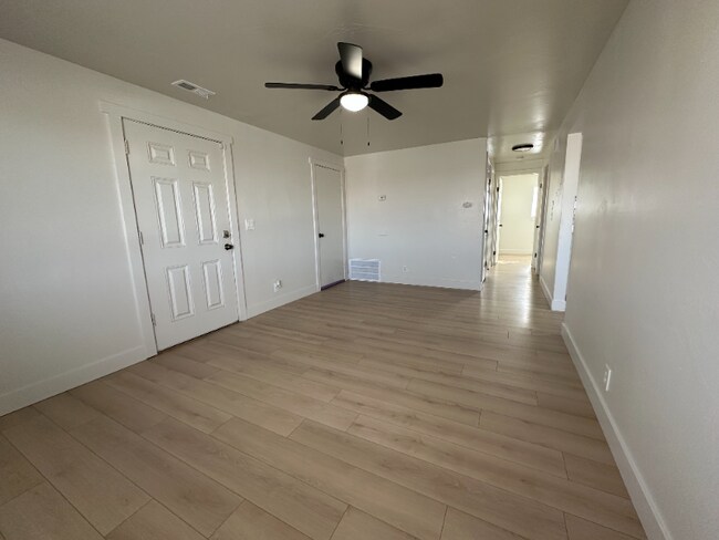 Foto del edificio - 1843 Parkway Blvd