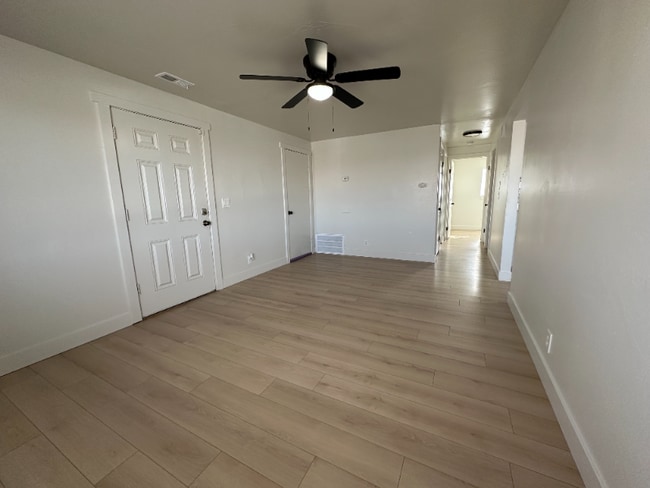 Building Photo - 1843 Parkway Blvd