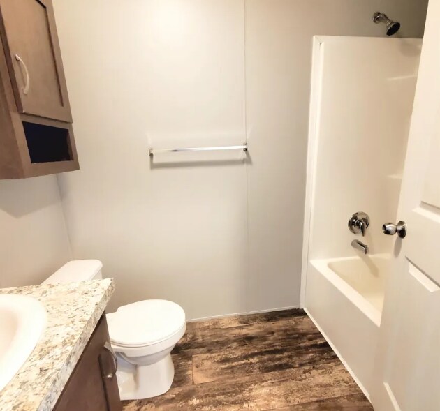 Foto del edificio - 8040 Harbour Dr