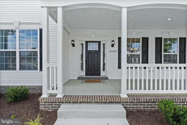 Building Photo - 23492 Watervale Dr