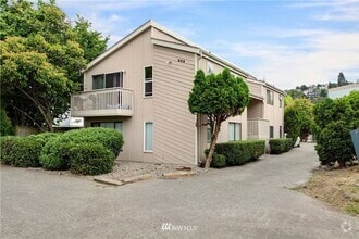 Building Photo - 602 Burnett Ave S
