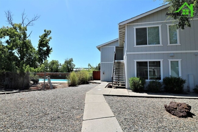 Building Photo - 900 Jamieson Ct