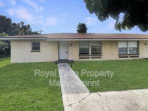 Building Photo - 328 Cape Coral Pkwy W