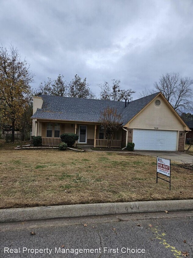 705 J St, Barling, AR 72923 House Rental in Barling, AR