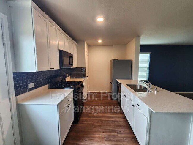 Foto del edificio - 14428 Cloudview Way