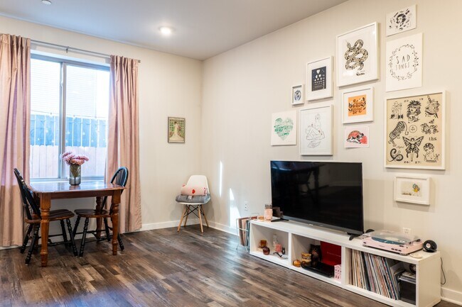 Foto del edificio - 3708 Haverford Ave
