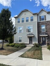 Building Photo - 416 Fairmont Dr