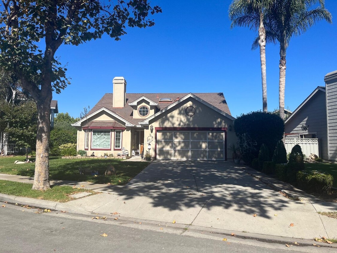 10 Attlebury Cir, Salinas, CA 93906 House Rental in Salinas, CA