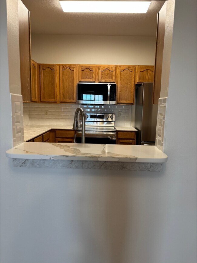 Foto del edificio - 4881 Cypress Woods Dr