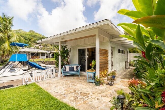Reg: # TA-209-443-2256-01 Boathouse on Kaneohe Bay Registration # TA-209-443-2256-01 - 44 Kaimalu Pl