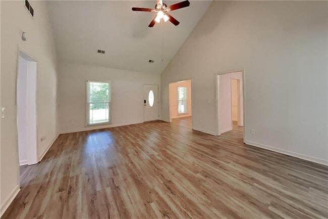 Building Photo - 2791 Whippoorwill Cir NW