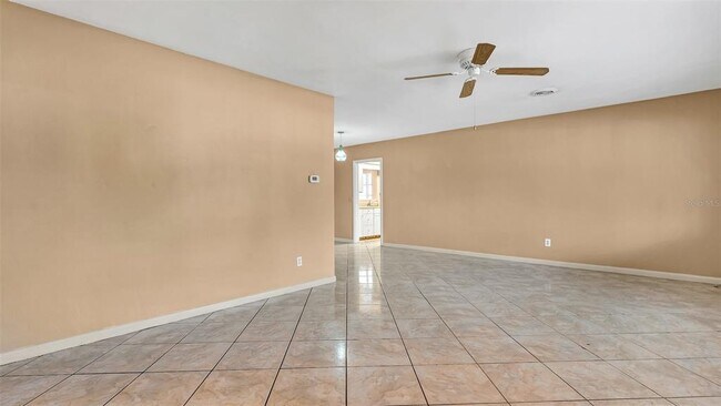 Foto del edificio - 1460 S Betty Ln