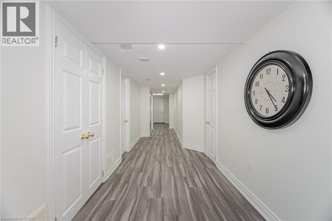 Photo du bâtiment - 5 Freedom Oaks Trail