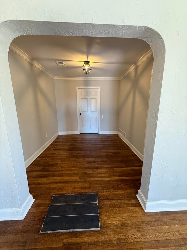 Foto del edificio - 764 Dunn Ave