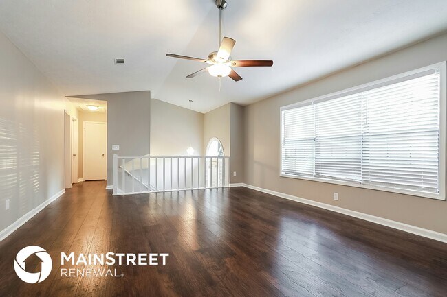 Foto del edificio - 4218 Falcon Crest Dr
