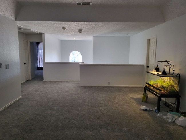 Building Photo - 4801 Parkmount Dr