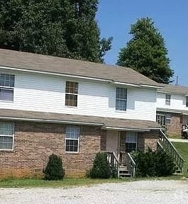 Building Photo - 1585 Walter Ln