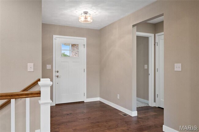 Foto del edificio - 401 Marbleton Cir