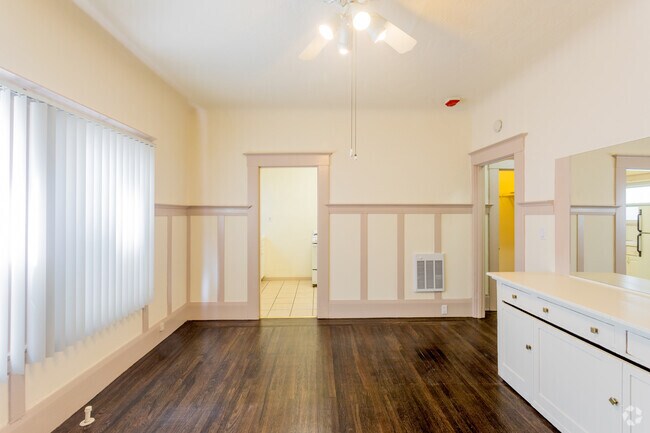 Estudio - 335SF - Boathouse Point Apartments