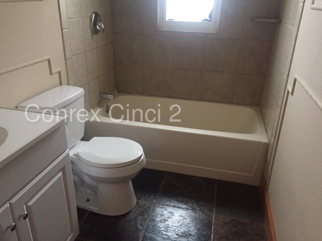 Foto del edificio - 6471 Todd Dr