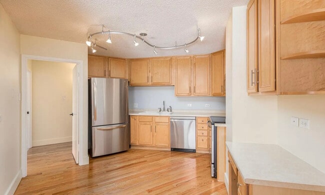 Foto del edificio - 550 E 12th Ave