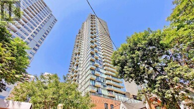 Building Photo - 75 St Nicholas St