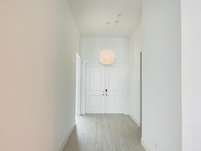 Building Photo - 12668 Nautilus Cir