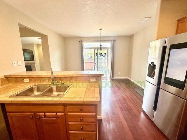Foto del edificio - Beautiful 3 Bedroom 2.5 Bath House with fu...