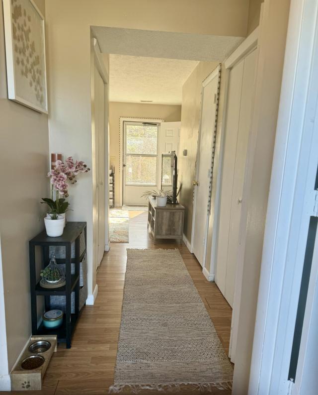 Building Photo - 2 bedroom in Huntington WV 25705
