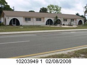 Building Photo - 4927 Coronado Pkwy