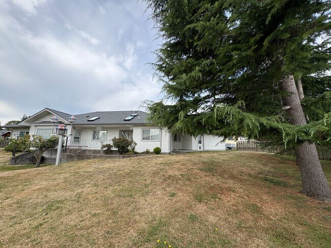 Building Photo - 1714 Bakerview Ct
