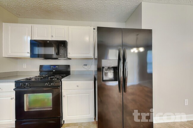 Foto del edificio - 4586 Darrowby Dr